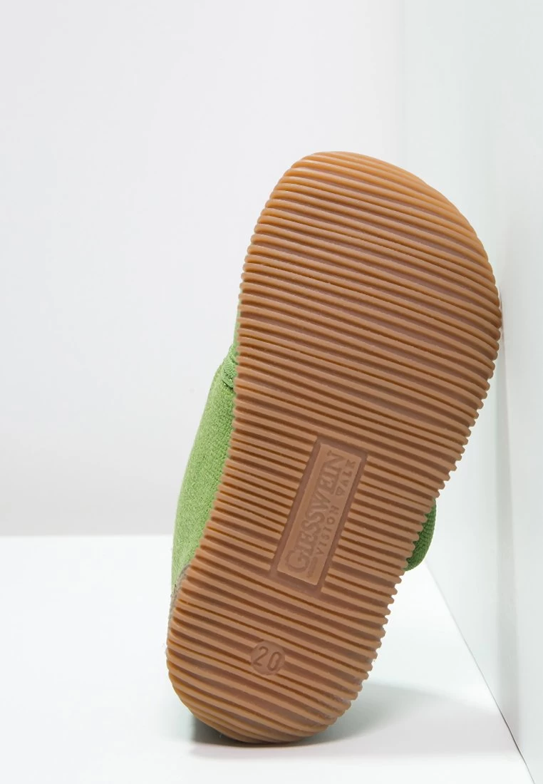 Giesswein STRASS SLIM FIT - Hausschuh - Gras 7 Giesswein STRASS SLIM FIT - Hausschuh - Gras – Bild 5