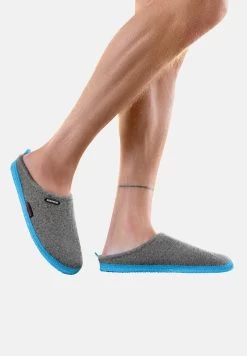 Giesswein -Giesswein c39e12be6ddd4e9389da5a005d744144